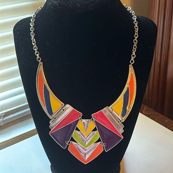 Women’s Vibrant Metal Multicolor Silver tone bib collar statement necklace - Picture 1 of 8